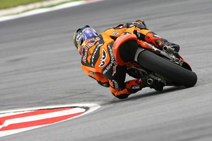 Aoyama is strong at the Sepang circuit, having won the Polini Malaysian Motorcycle GP last year