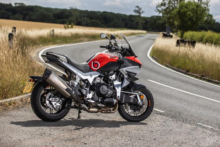 2025 Bimota Tesi H2 Tera, roadside static image