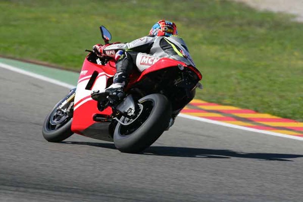 Ducati Desmosedici RR (2007-2009) Motorcycle Review