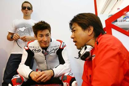 Nicky Hayden says team work will be the key to success in 2009