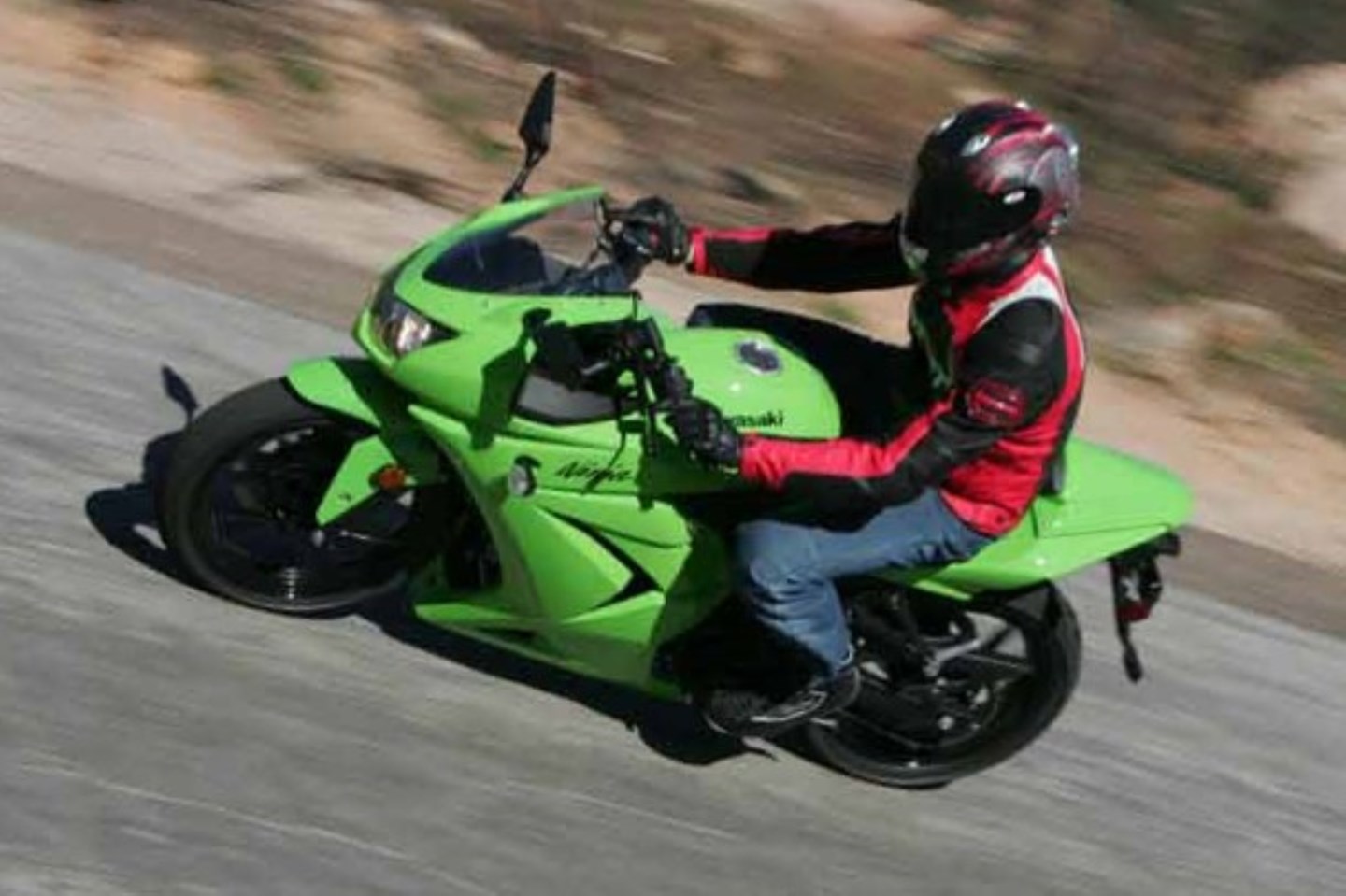 2008-2011 Kawasaki Ninja 250R review | Pint-sized sportsbike