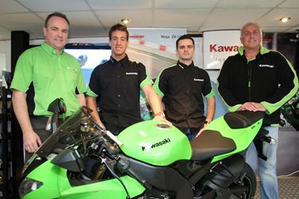 Nick Morgan (far right) will have official Kawasaki UK backing in 2009 and 2010