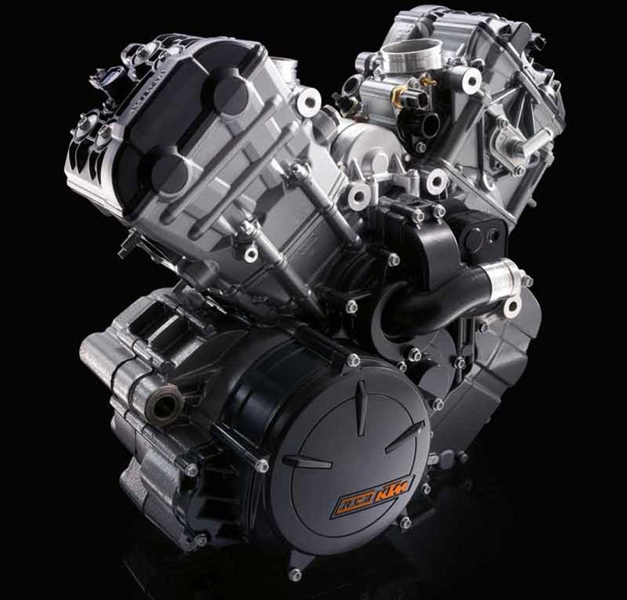 KTM RC8 engine