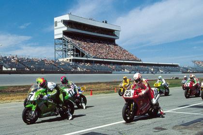 Scott Russell lines up on the Daytona grid in 1992