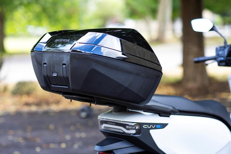 2025 Honda CUV e, rear top box fitted 