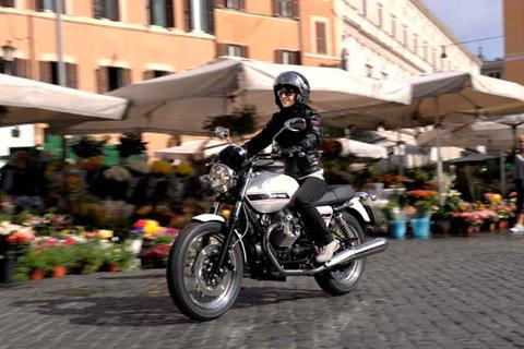 MOTO-GUZZI V7 CLASSIC (2008 - 2012) Review