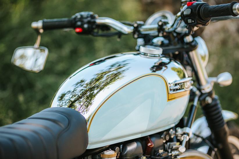 Custom Triumph Bonneville T120 fuel tank