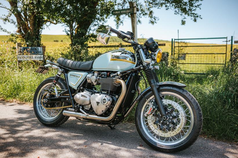 Custom Triumph Bonneville T120 right-side view