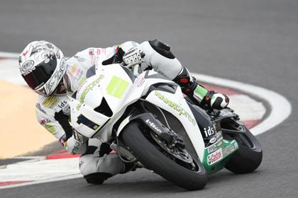 Pitt topped the time sheets in the opening World Supersport test session of the day at the Parkalgar circuit