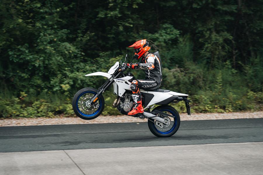 2025-on Suzuki DR-Z4SM popping the front wheel