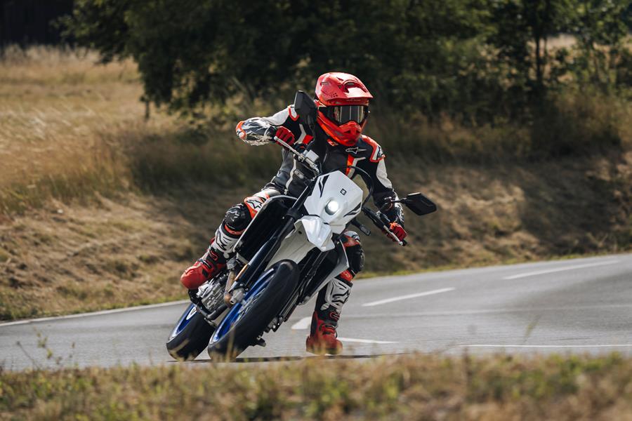 2025-on Suzuki DR-Z4SM leaning into a corner