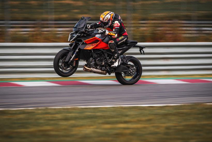 KTM 1390 Super Duke GT wheelie