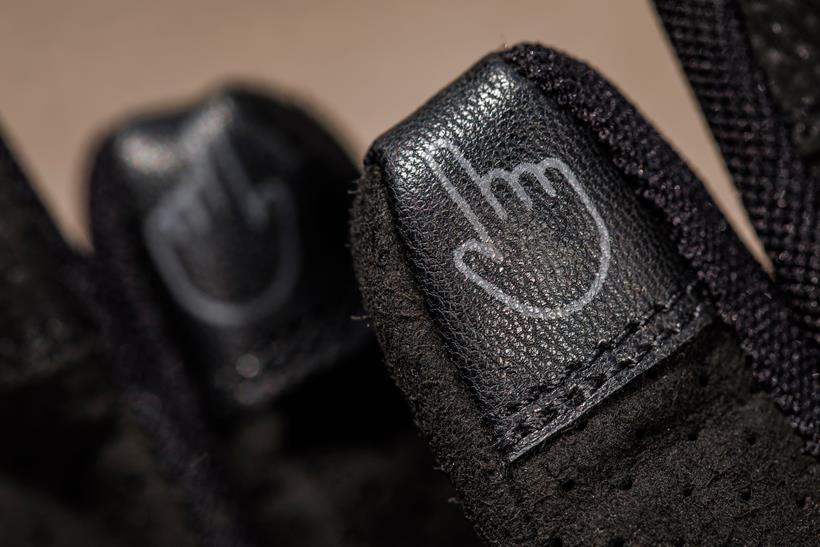 Richa Bodyguard Gloves touchscreen fingetips 