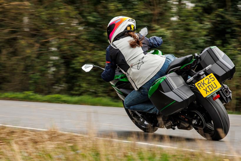Kawasaki Ninja 1100SX SE on the road