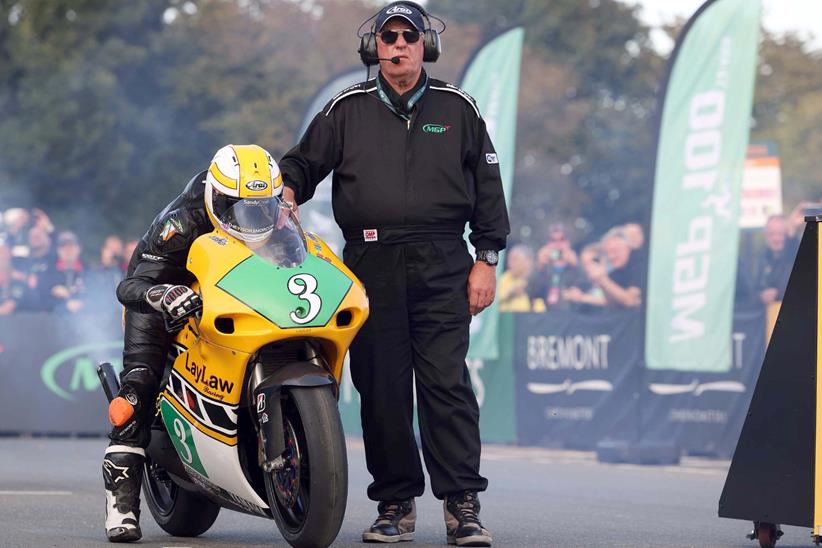 클래식 IOM TT 2025의 Dunlop Tribute & Legends