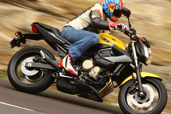 バイク yamaha xj6n ヤマハ（YAMAHA） XJ6Nの型式・スペックならバイクブロス