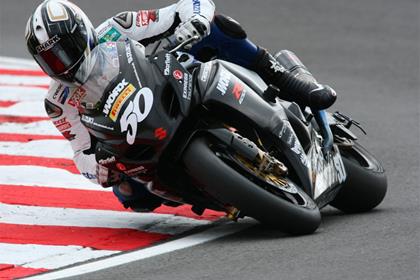 Guintoli made an impressive debut by taking the win at the Brands Hatch BSB race 1 