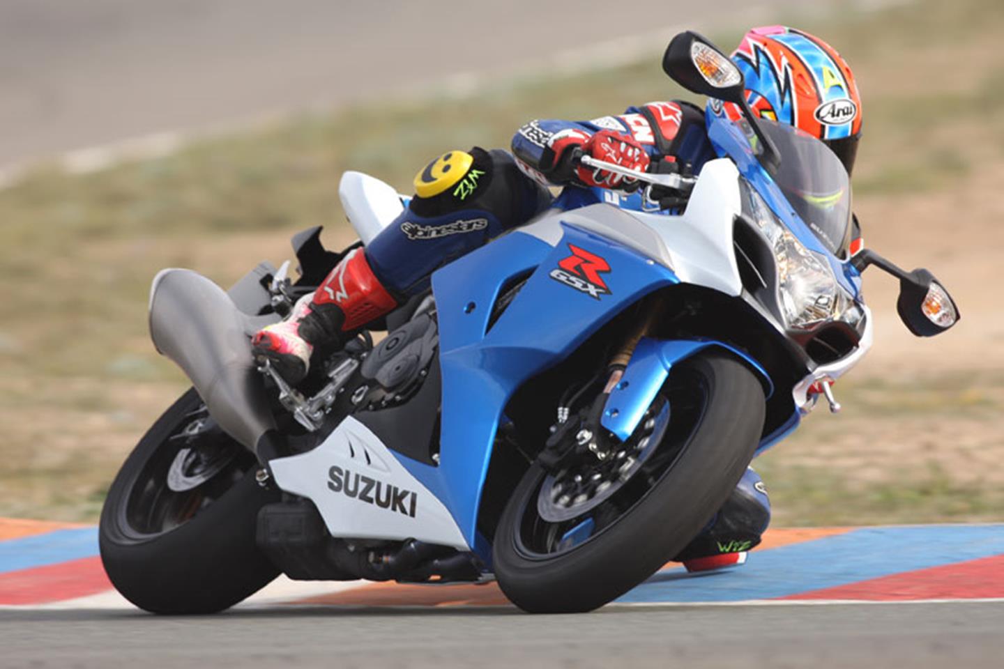 SUZUKI GSX-R1000 (2009-2011) Review | Specs & Prices | MCN