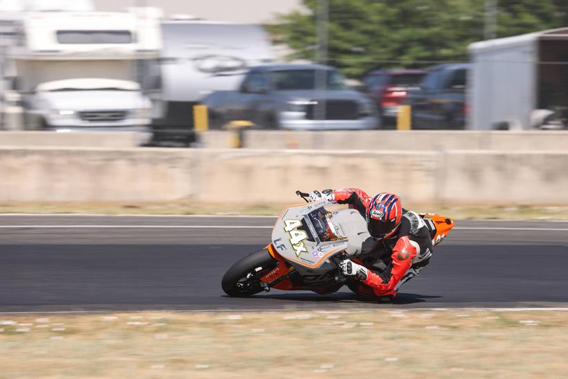 Lean에 대한 Lightfighter Electric Motorcycle 개념 Lean에 대한 Lightfighter Electric Motorcycle 개념