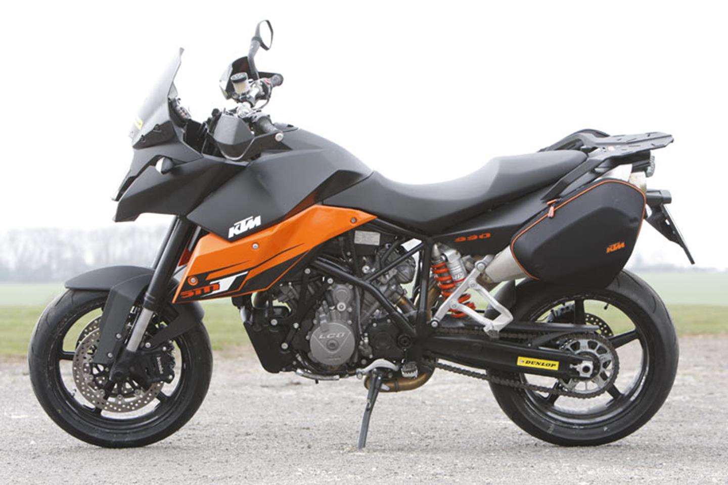 KTM 990 SUPERMOTO TOURING (2009-on) Motorcycle Review