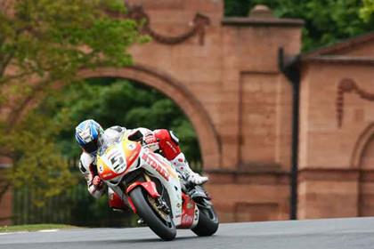 Karl Harris claimed two second place finishes at Oulton Park