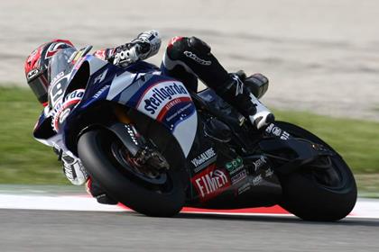 Ben Spies lapped the Monza circuit in 1'44.073