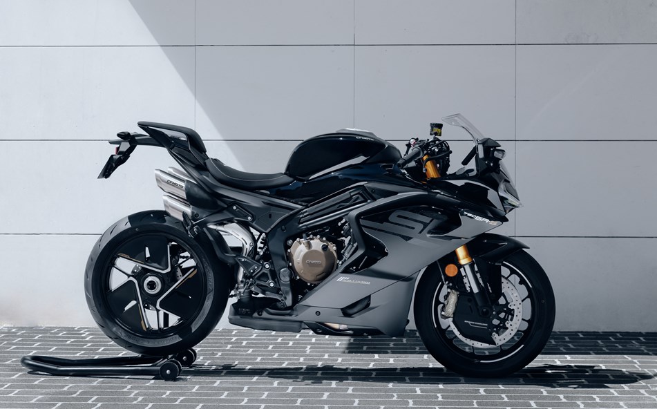 Cf750 R CFMoto's new 750SR-S is a modern twist on sports touring