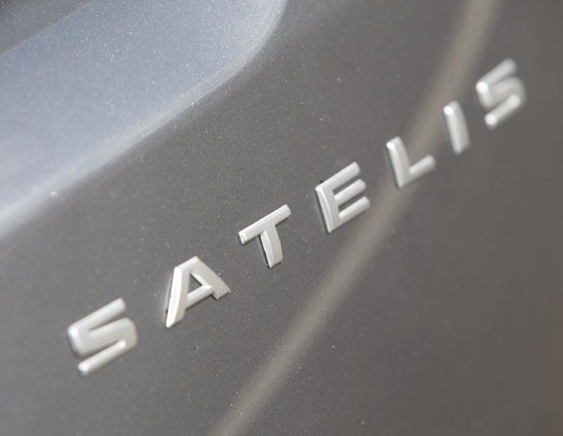 PEUGEOT SATELIS 125 (2006-on) Review | Specs \u0026 Prices | MCN