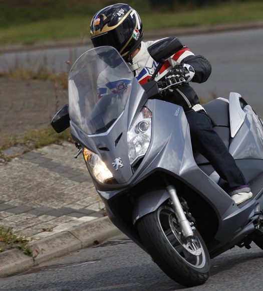 Peugeot Satelis 125 (2006-on) Review 