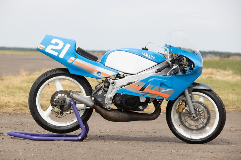 Yamaha 70. Cadwell Park를위한 기념일 축하