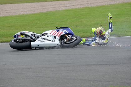 Rossi crashed out of the lead on lap 20