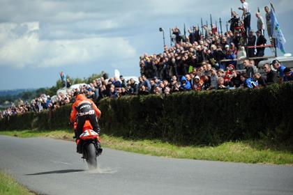 Ryan Farquhar lands his Kawasaki ZX-10R at 150mph