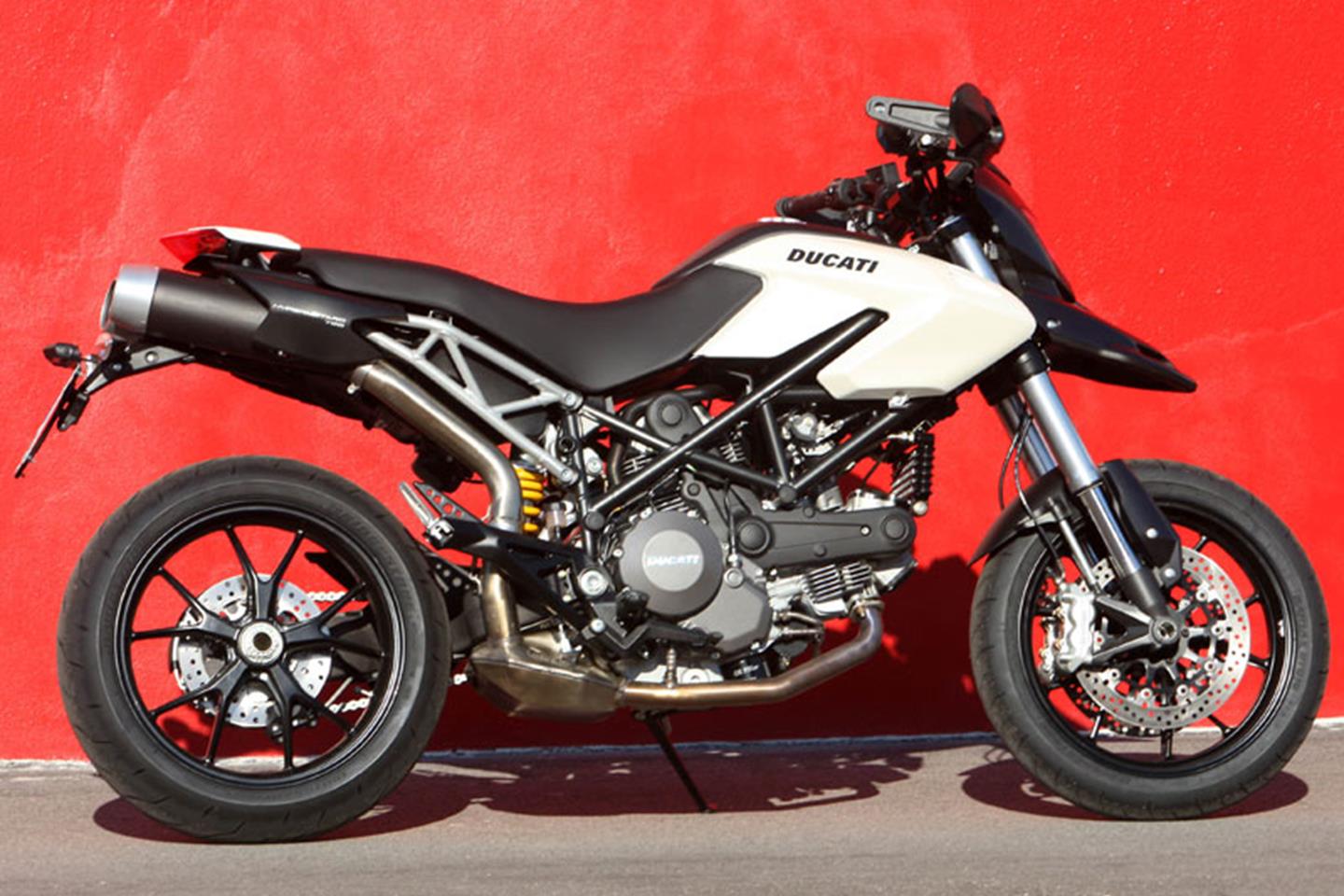 DUCATI HYPERMOTARD 796 (2009-2012) Motorcycle Review