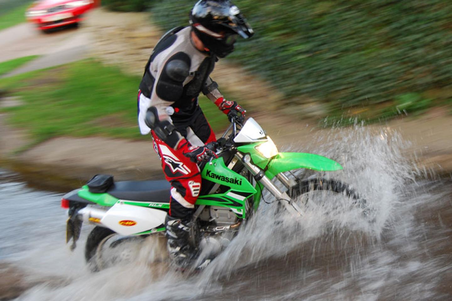 Kawasaki KLX 250 (2009-on) Review | Speed, Specs & Prices