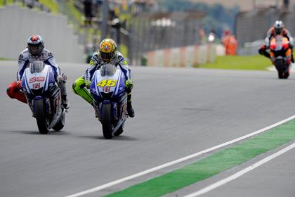 Lorenzo won't change his strategy to defeat Rossi