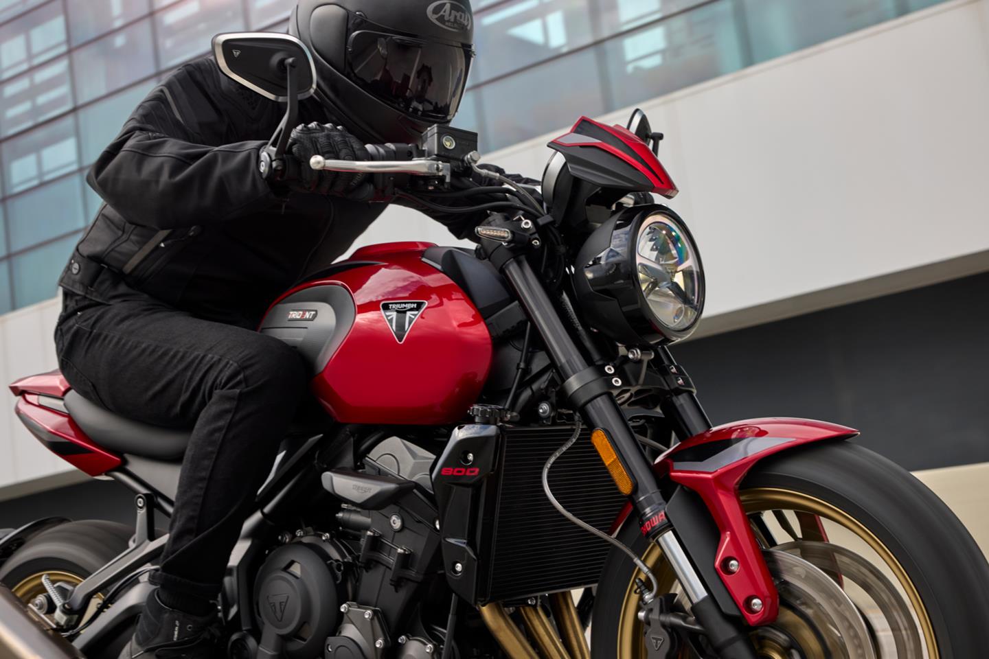 Triumph launch new £9195 Trident 800 triple for 2026