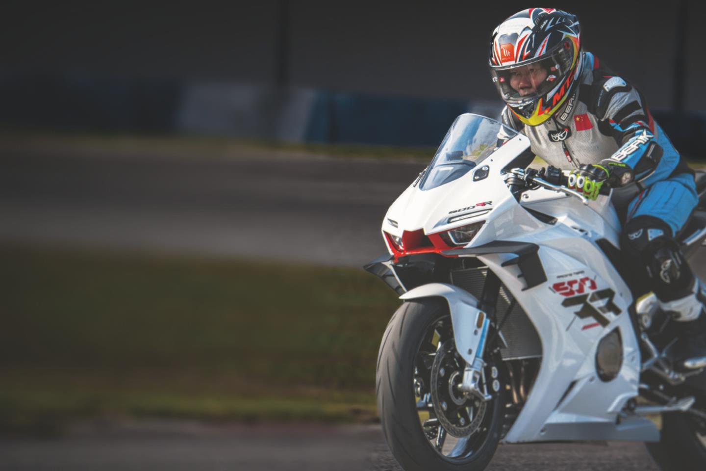 New Chinese brand ZXMOTO debut 500RR inline four sportsbike