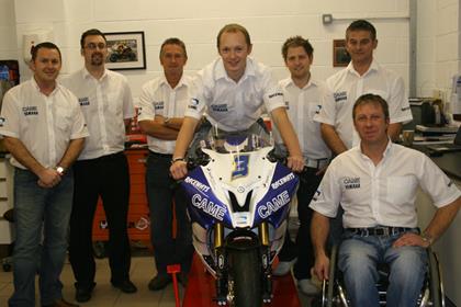 James Westmoreland on the Came Yamaha with team owner Steve Rodgers (front, far right)