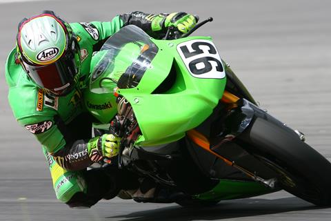 Roger Lee Hayden signs for Pedercini Kawasaki in WSB