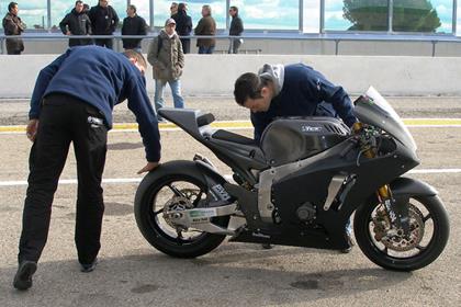 The Tech 3 Moto2 test was disrupted by snow