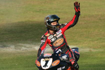 Ryuichi Kiyonari won 32 races and two championships with HM Plant Honda