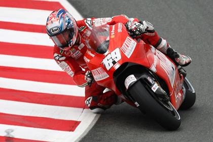 Ducati boss Claudio Domenicali has likened Nicky Hayden’s steely determination to Carl Fogarty