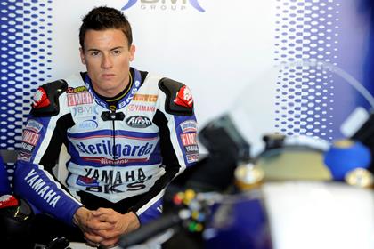 Toseland needed five pain killing injections in his injured left wrist