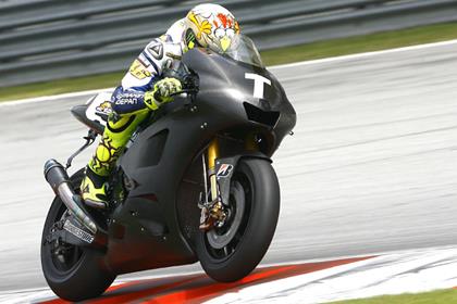 Rossi testing the new Yamaha engine at Sepang