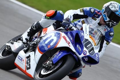 Neil Hodgson has pulled out of the first round at Brands Hatch