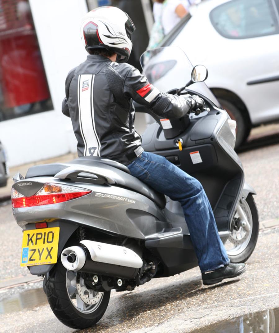 Suzuki Burgman 125 rear end including tail light