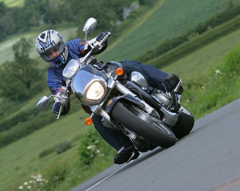 SUZUKI M1800R INTRUDER (2006-on) Review, Specs & Prices