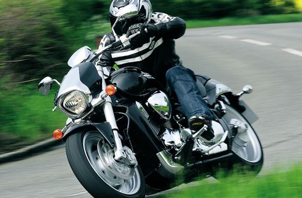 Suzuki Intruder: Features Explained In Detail