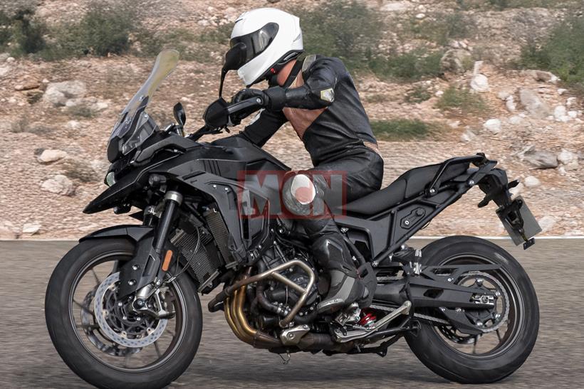 triumph-tiger-950-spy-2.jpg