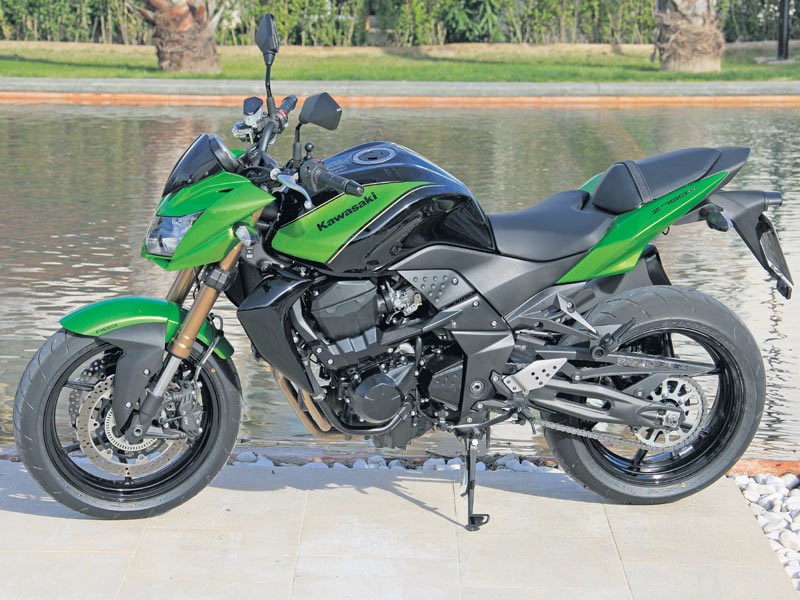 2010 Kawasaki Z750 specifications and pictures